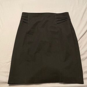 Express black size 4 pencil skirt